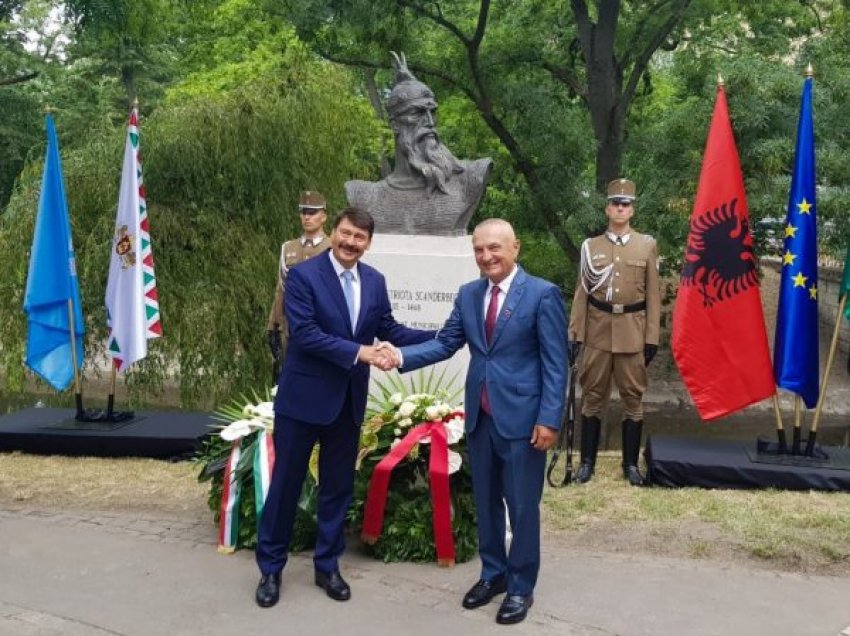 Busti i Skënderbeut në Budapest/ Në ceremoni Presidenti Meta dhe kryebashkiaku Veliaj