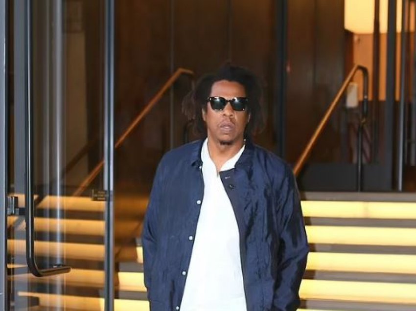 Jay Z në New York, viziton zyrat e tij ‘Roc Nation’