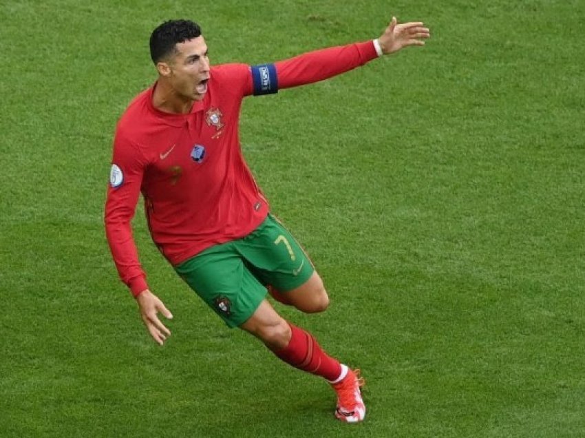 ​Të dy shënuan nga pesë gola, ja pse Ronaldo u shpall si golashënuesi i Euro 2020 para Patrick Schick