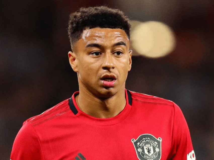 Man United i hapur për shitjen e Lingard