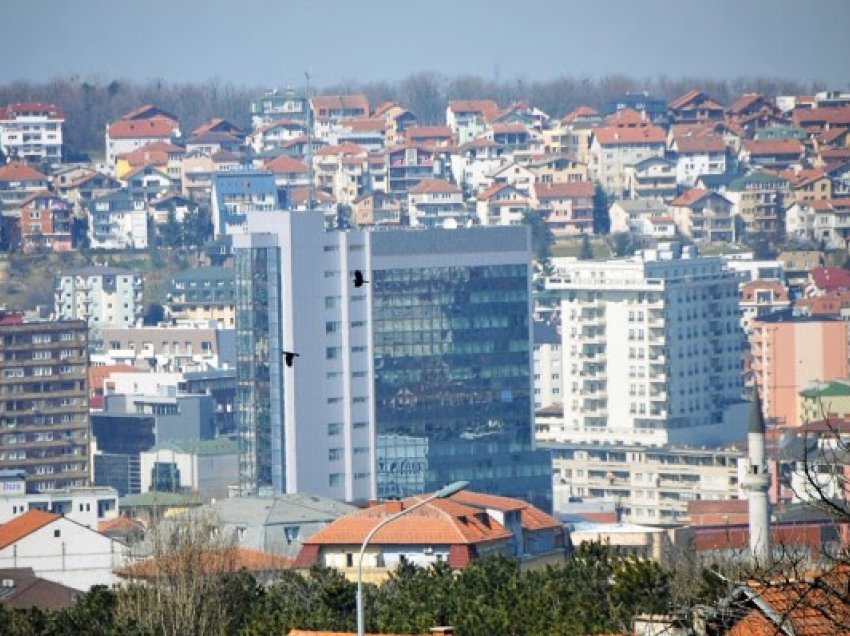 Institucionet pushojnë në ditën e Bajramit të Vogël (Dokument)