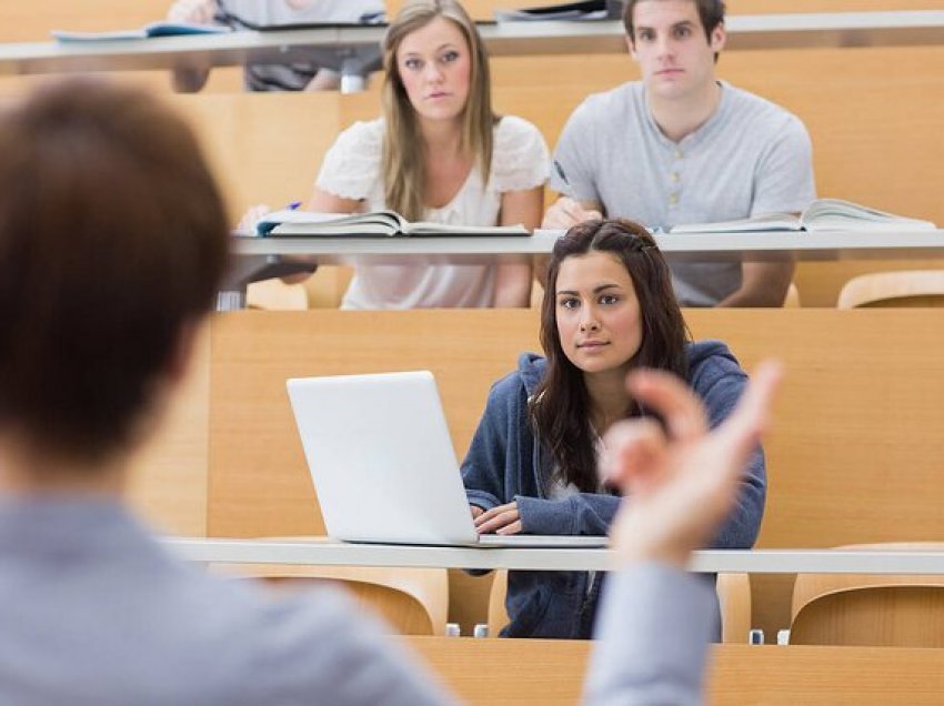 Në këtë shtet vetëm studentët e vaksinuar ose të testuar do të mund të ndjekin leksionet në universitet