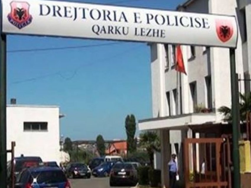 Përplasen tre automjete në aksin Lezhë-Milot, lëndohen dy pasagjerë