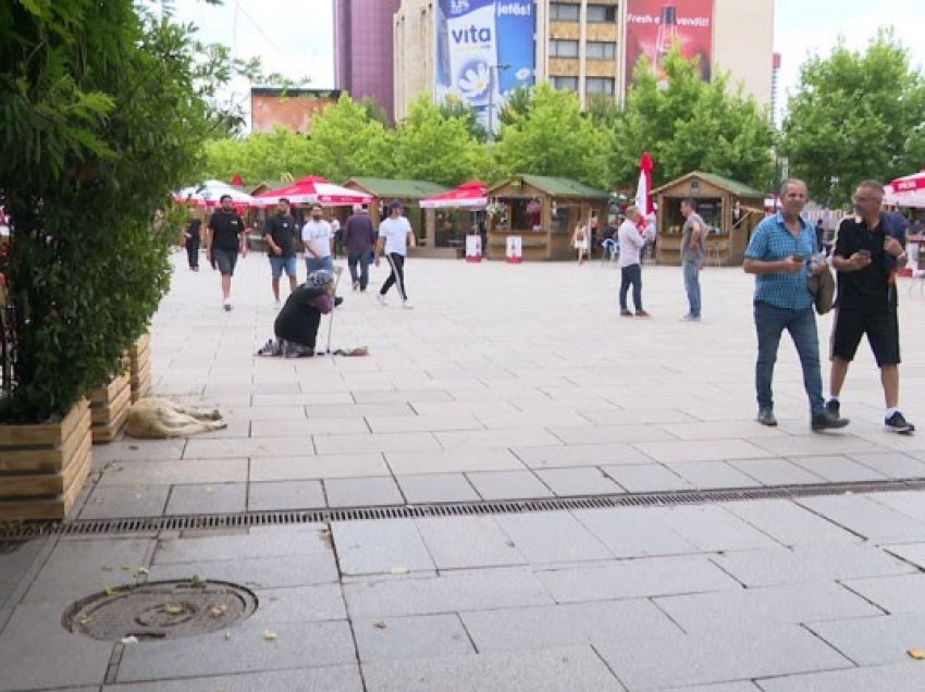 ​Të varfër por me zemër të madhe, qytetarët e Kosovës bamirës por edhe të mashtruar