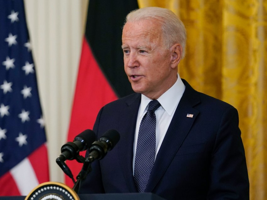 Biden: Pandemia vazhdon te të pavaksinuarit