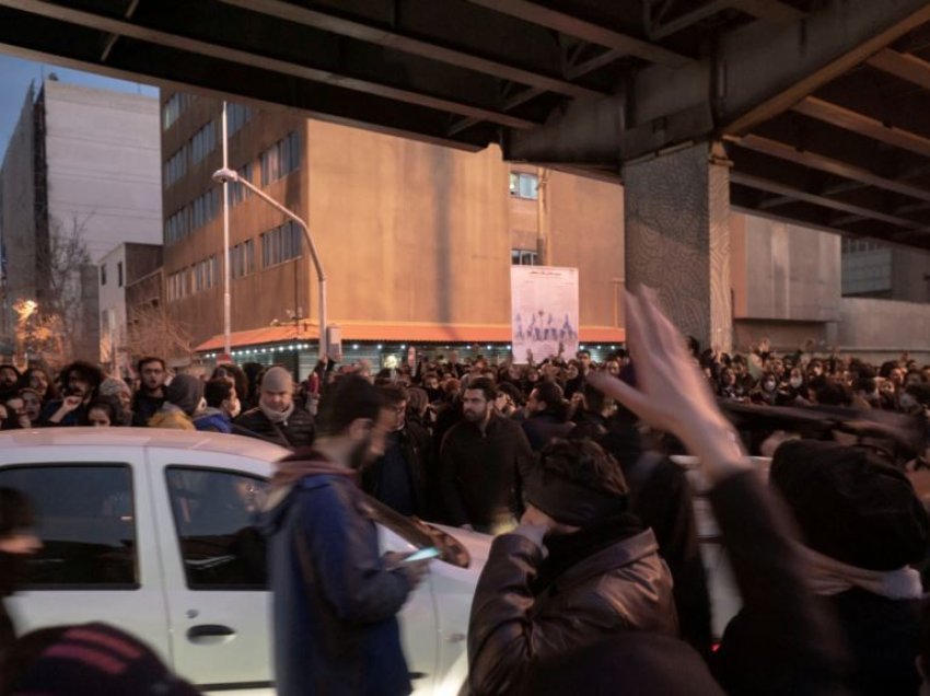 Iran, një javë protesta mbi mungesën e ujit, 3 të vdekur