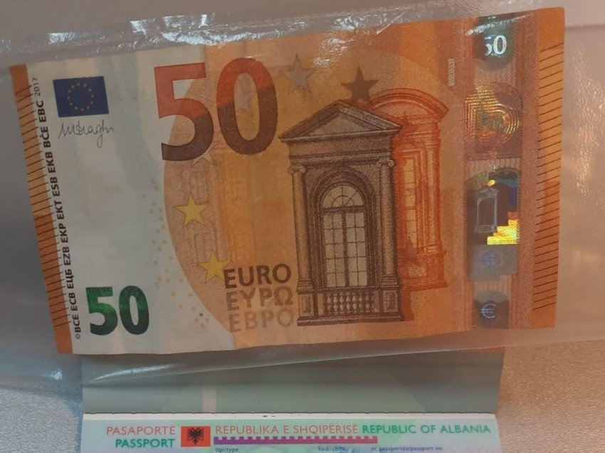 50 euro policit tek kufiri, por 41-vjeçarit i shkon plani keq…