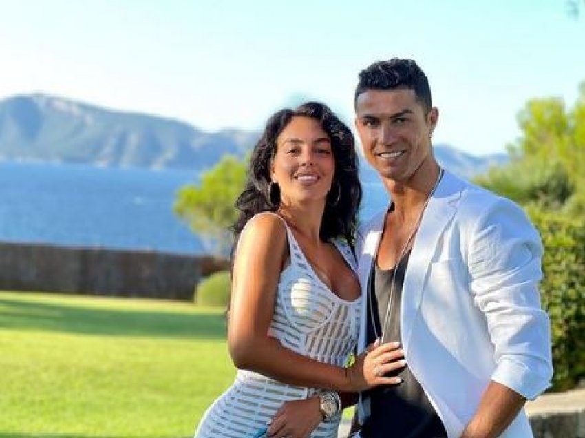 Ronaldo më i dashuruar se kurrë