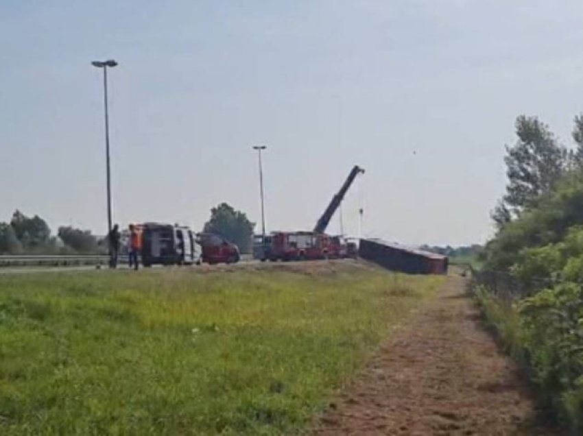 Kurti me helikopter shkon në vendin e aksidentit, pritet të arrijë rreth orës 20:00