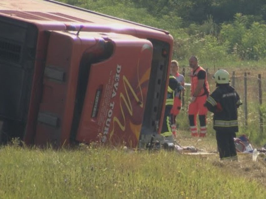 Xhelal ​Sveçla: Gjendja e të lënduarve është stabile