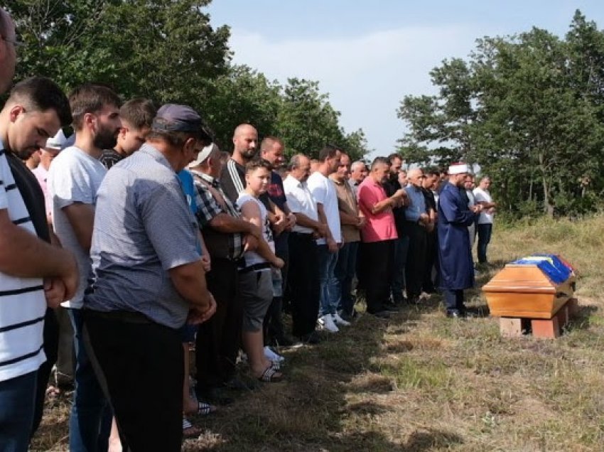 ​I jepet lamtumira e fundit edhe Leonora Gjotaj Komlmekshaj që vdiq në aksidentin tragjik në Kroaci