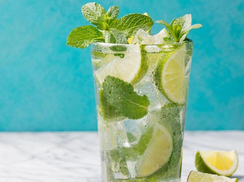 Kështu mund të përgatitni Mojito në këto ditë të nxehta vera