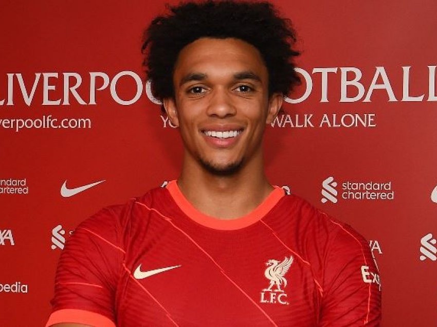 Alexander-Arnold rinovon kontratën me Liverpoolin