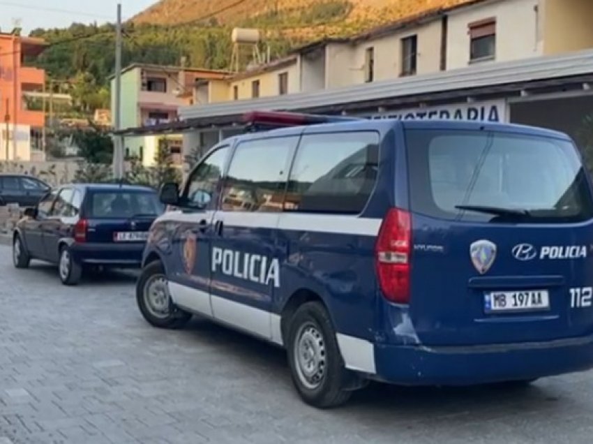 Vrasja aksidentale e 13 vjeçarit në Mat, policia i vë prangat poseduesit të armës