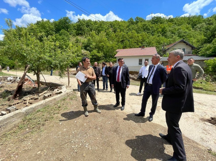 Banorët e Pogragjës dhe Sllubicës falënderojnë Lutfi Hazirin për intervenim në afat rekord për t’iu dalë në ndihmë pas vërshimeve