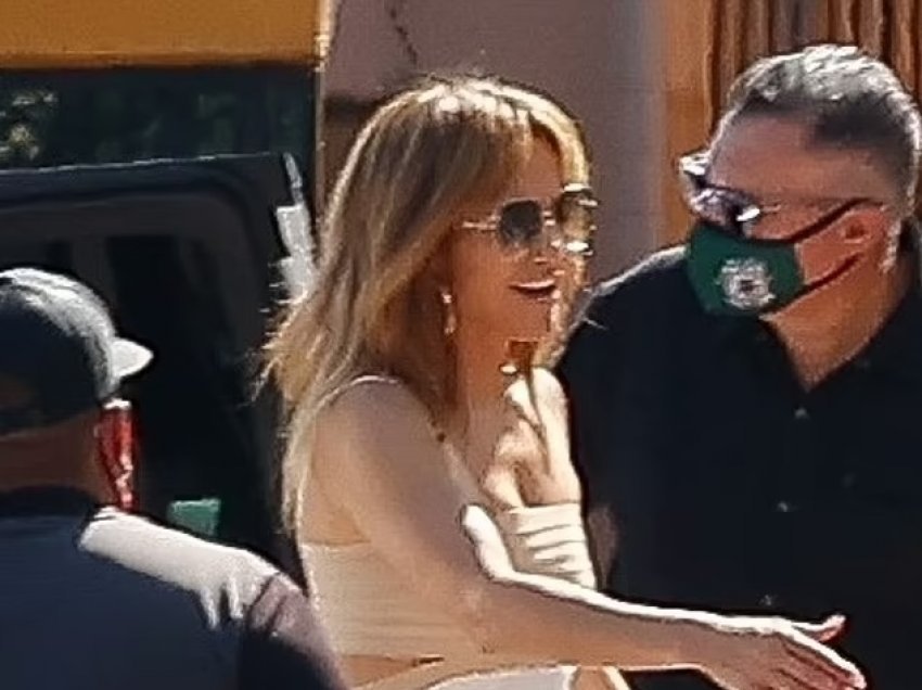 Jennifer Lopez duket në formën më të mirë