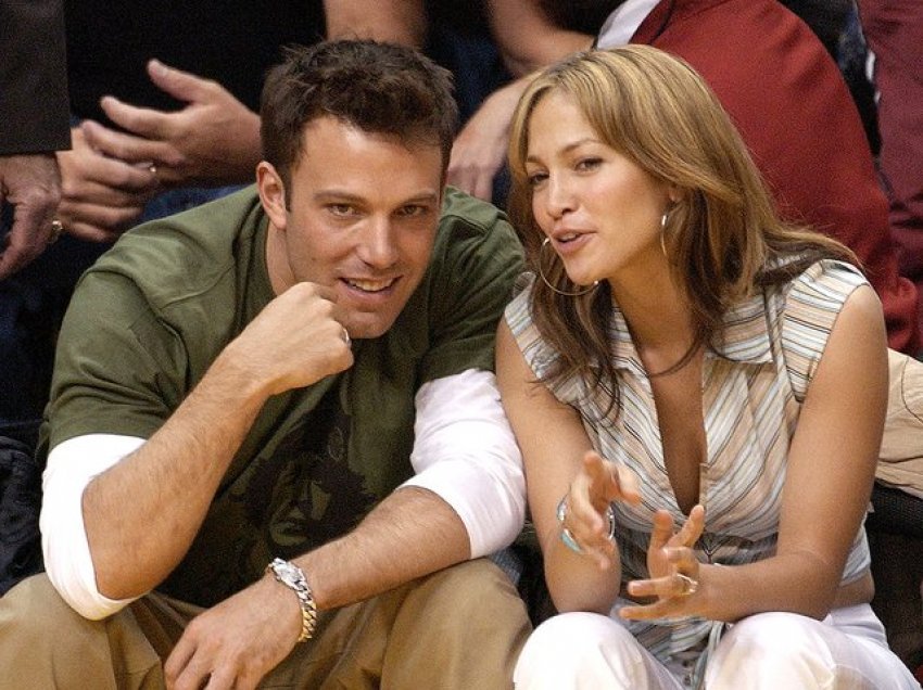 JLo dhe Ben Affleck konfirmojnë të përqafuar, fotografitë që zbuluan romancën