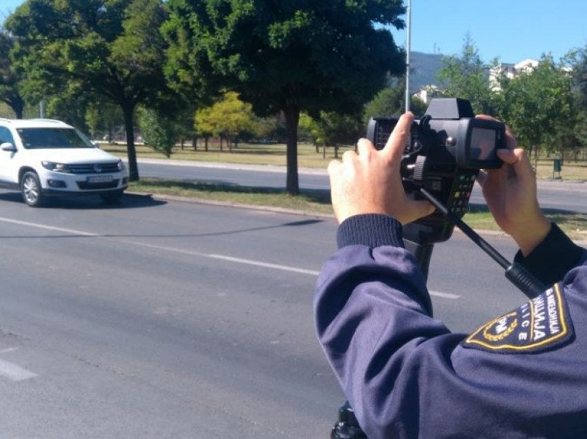 Shqiptohen 778 sanksione për vozitje të shpejtë në territorin e mbarë vendit