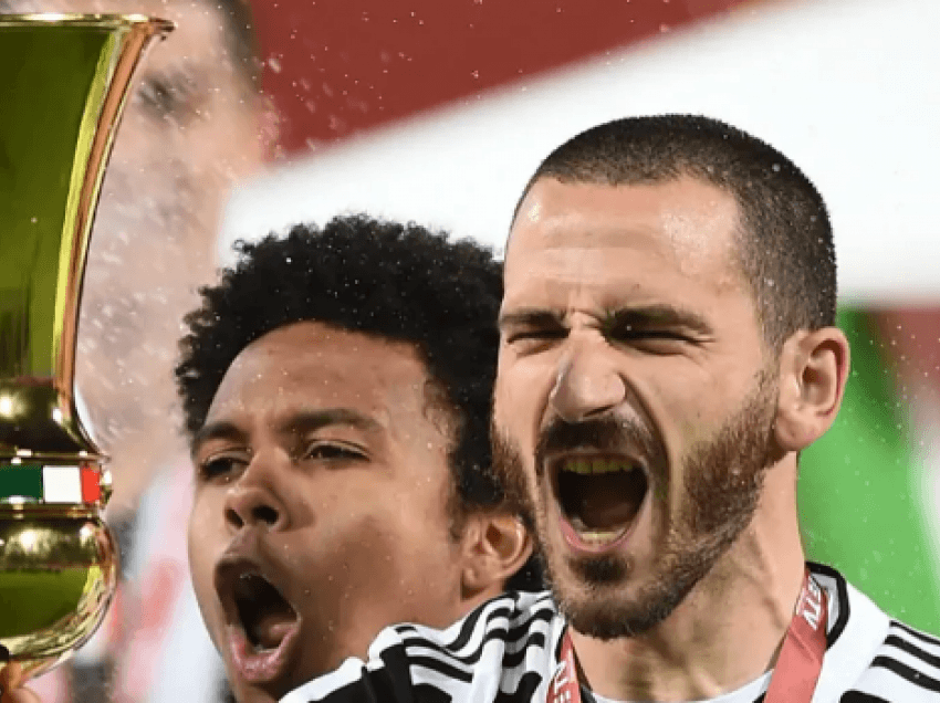 “Bonucci shtyu Kulusevskin të ndryshonte agjent” Del skandali nga përgjimet. Lojtari i Juves si sekser