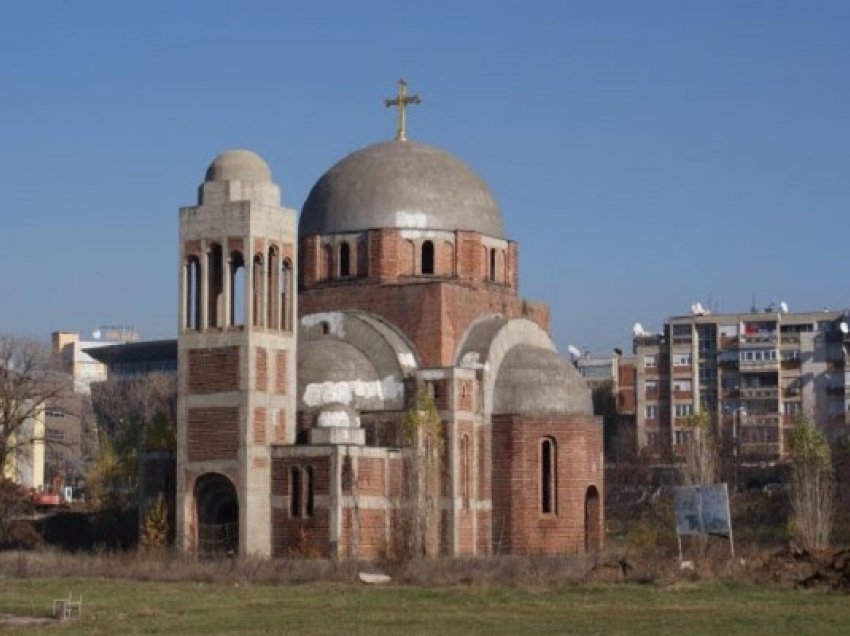 Mbahet liturgji në kishën serbe në kampusin e UP, reagon Organizata Demokracia Studentore