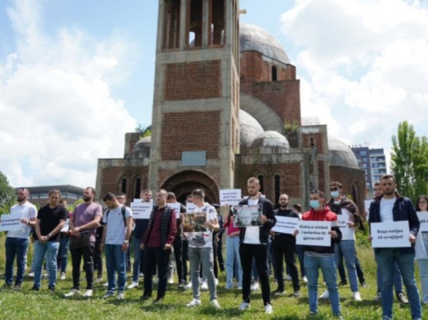 ​PSD kërkon dorëheqjen e ministrit Sveçla dhe drejtorit të AKI-së, shkak liturgjia në kishën ortodokse