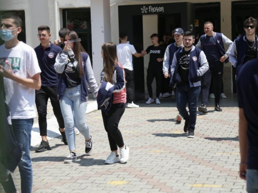 Protesta për testin e Matematikës