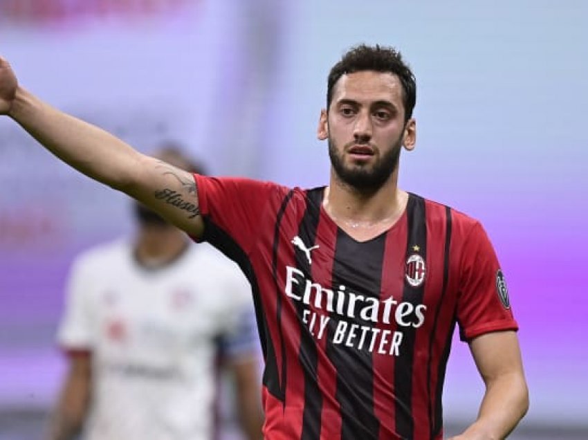 Atletico në bisedime me Calhanoglu