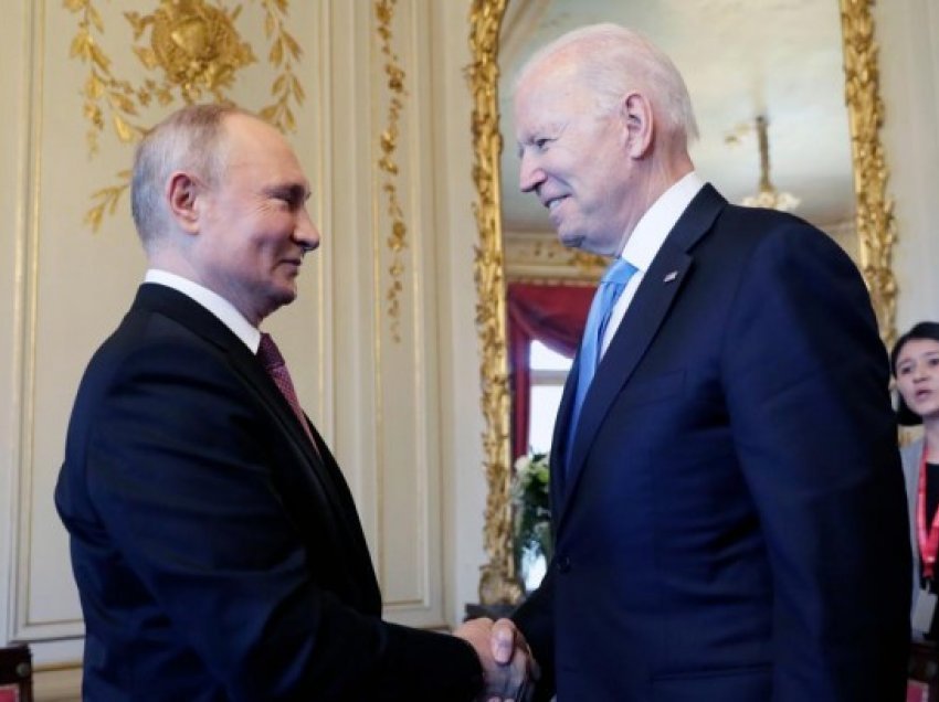 ​Aktivistët bëjnë thirrje për paqe në samitin Biden-Putin