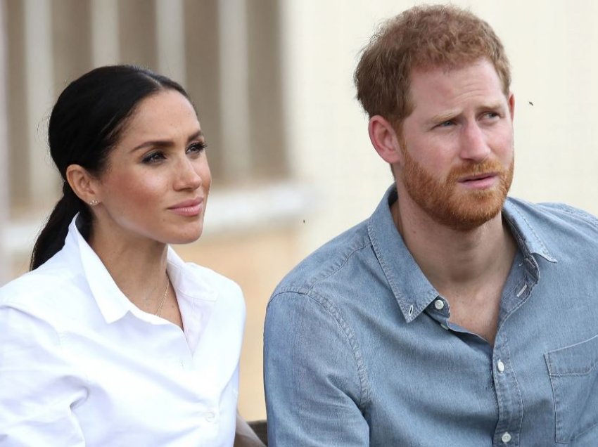 Meghan dhe Harry ndajnë foton e parë të vajzës me familjen mbretërore