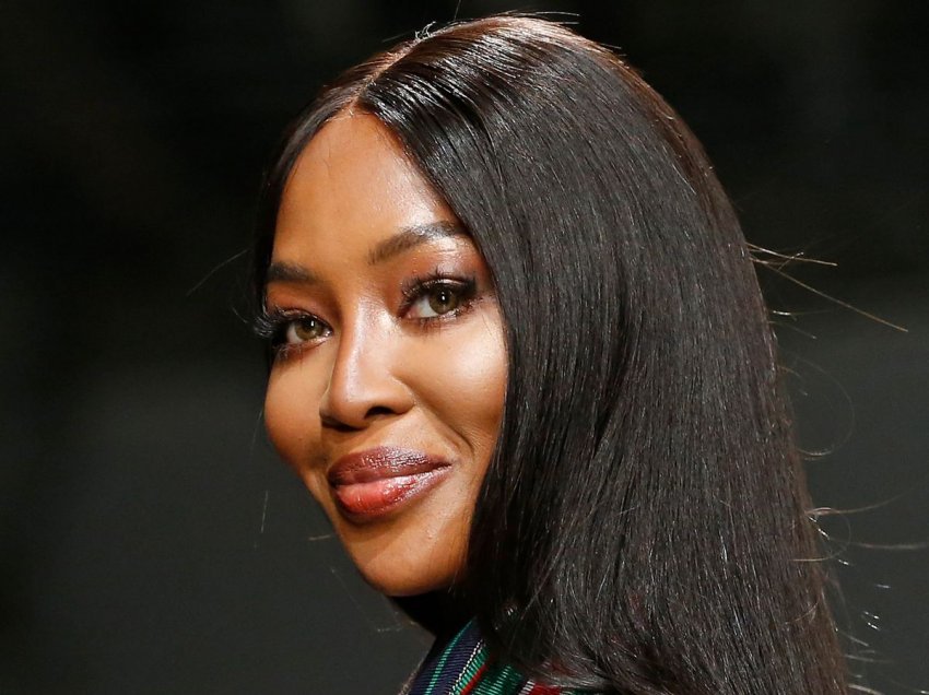 Kjo është arsyeja pse Naomi Campbell nuk ka kondicioner në shtëpi