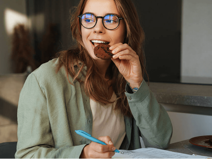 Dieta që duhet të ndjekin studentët për rezultate të mira në provime