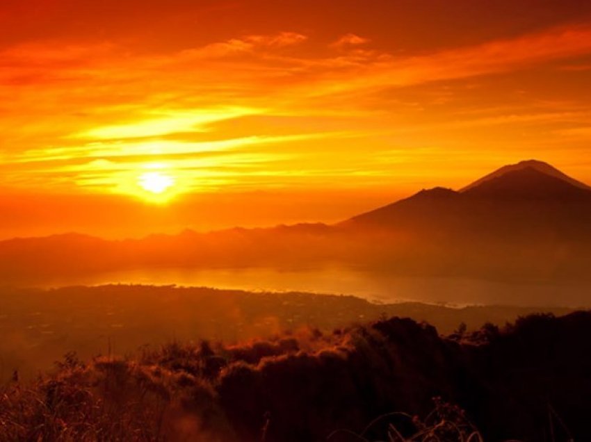 Greqia pritet të goditet nga i nxehti afrikan, temperatura deri në 44°C