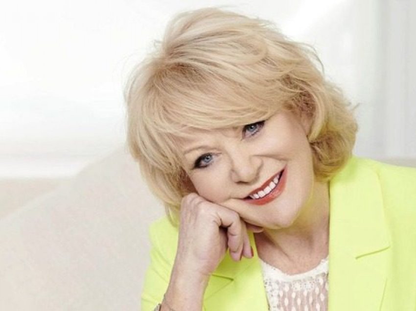 Sherrie Hewson rrëfen se ajo ishte ‘sulmuar seksualisht’ nga një regjisor shumë i famshëm i filmit