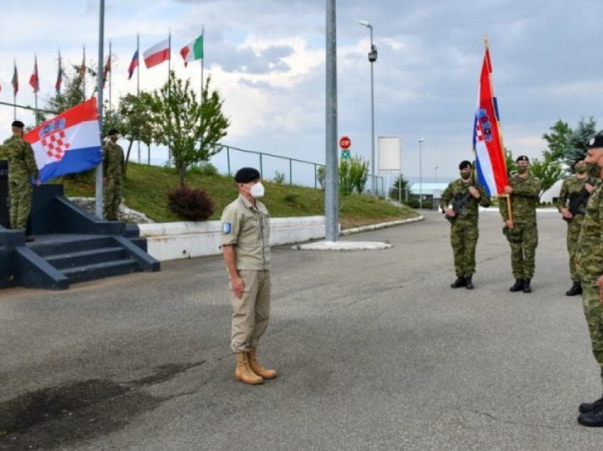 Ushtarët kroatë vijnë ta ruajnë Kosovën - Serbia do të çmendet!