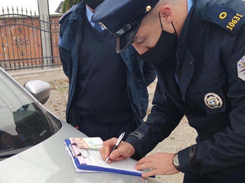 Mbi një mijë e 700 gjoba trafiku u shqiptuan nga policia në 24 orët e fundit