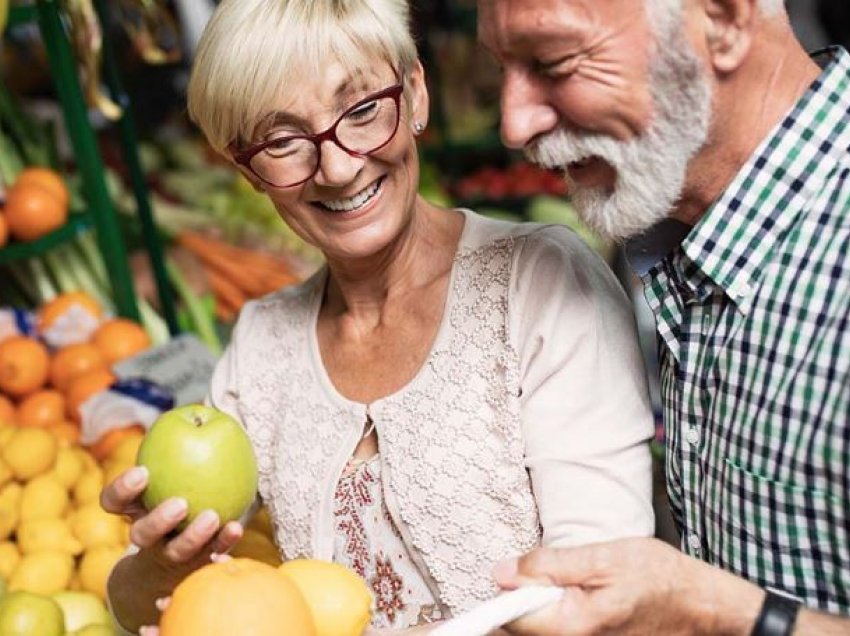 Këto fruta e mbajnë mendjen të fortë dhe mbrojnë nga plakja