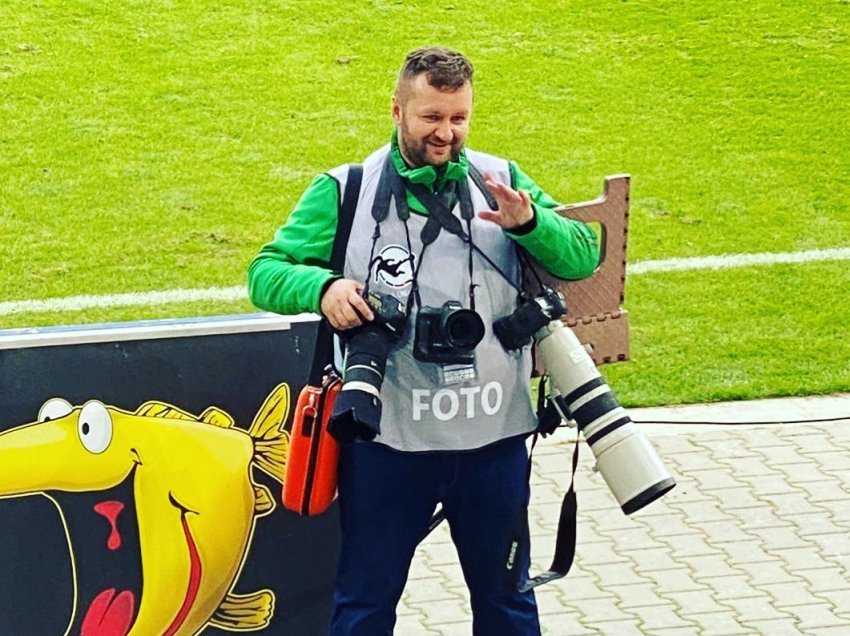 Fotoreporteri i mirënjohur, Eroll Popova: Urime ‘Bota sot’! Të lumtë Kemajl Goca, që nuk i harron legjendat 