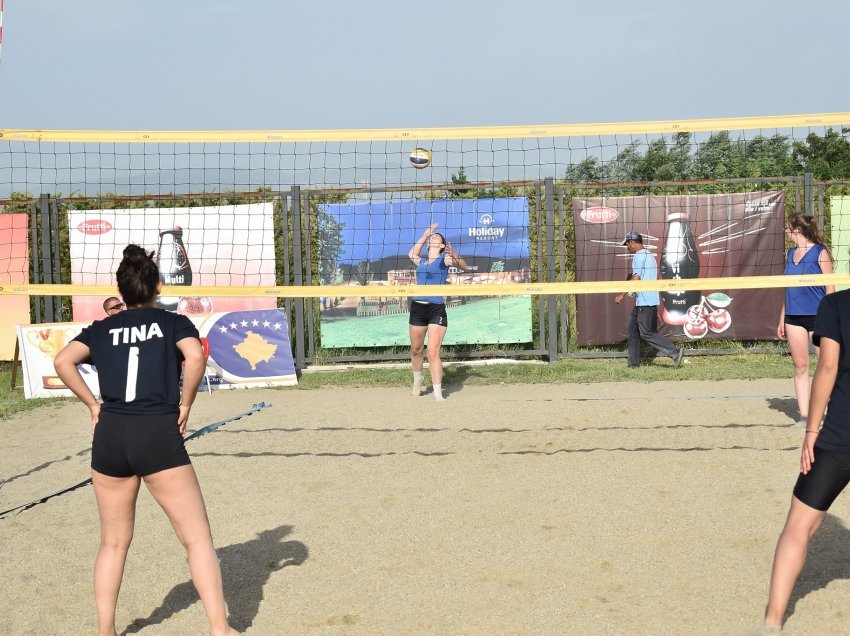 Në fundjavë kampionati U-22 në beachvolley