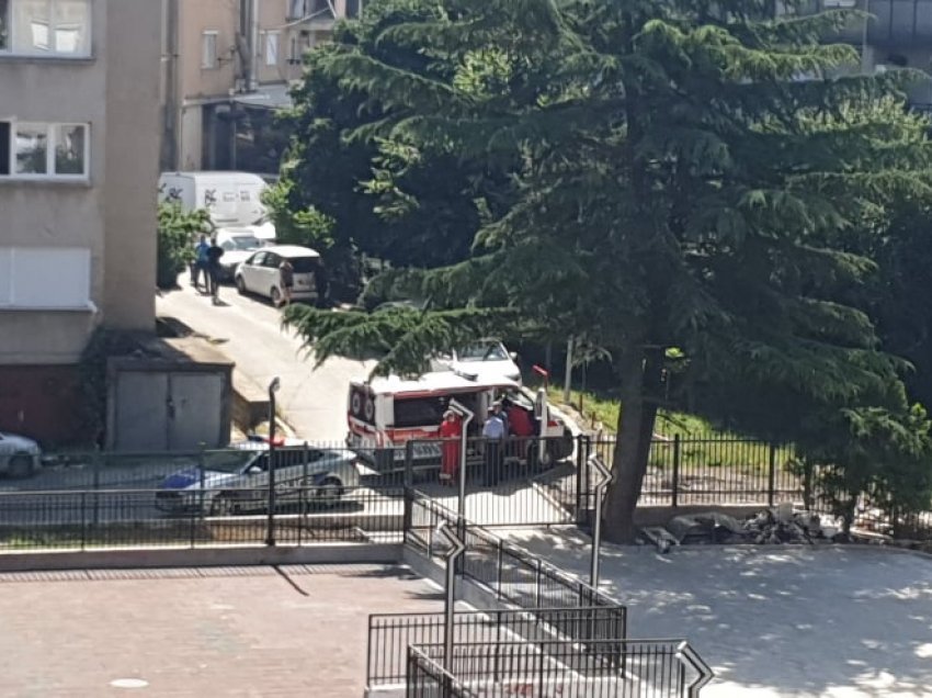 Policia jep detaje për personin që u godit nga rryma në Ulpianë