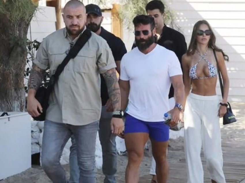 “Jam me fat që jam gjallë”/ Lirohen nga burgu turistët që masakruan truprojën e Dan Bilzerian 