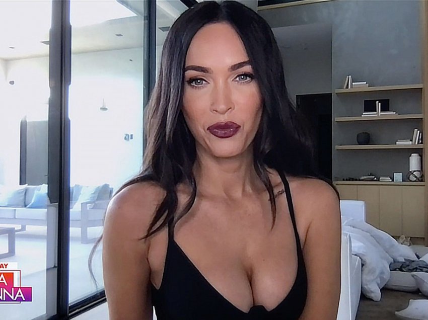 Megan Fox vërteton se çdo lloj i sytjenave mund të jetë një bluzë