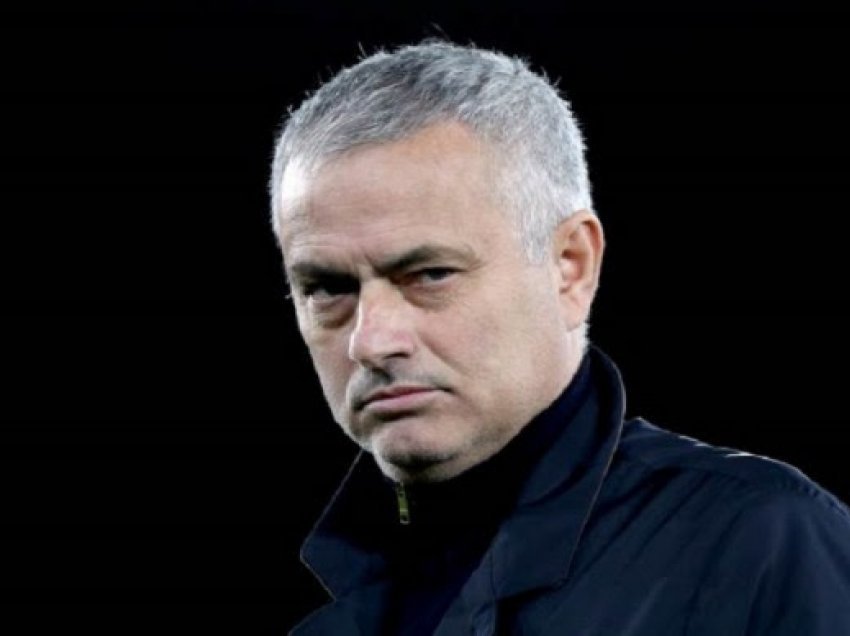 Jose ​Mourinho tregon fituesin e derbit Angli-Gjermani