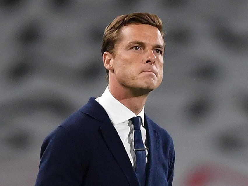 IFAB ndryshoi ligjin për prekje të topit me dorë, reagon Scott Parker