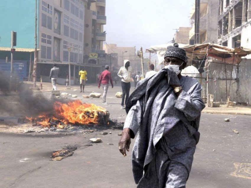 Një i vdekur në protestat në Senegal kundër arrestimit të liderit opozitar