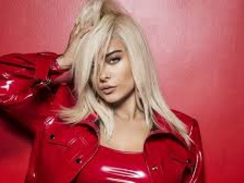 Fansi i tregon organin gjenital në video live, Bebe Rexha: Çfarë dreqin ishte ai?