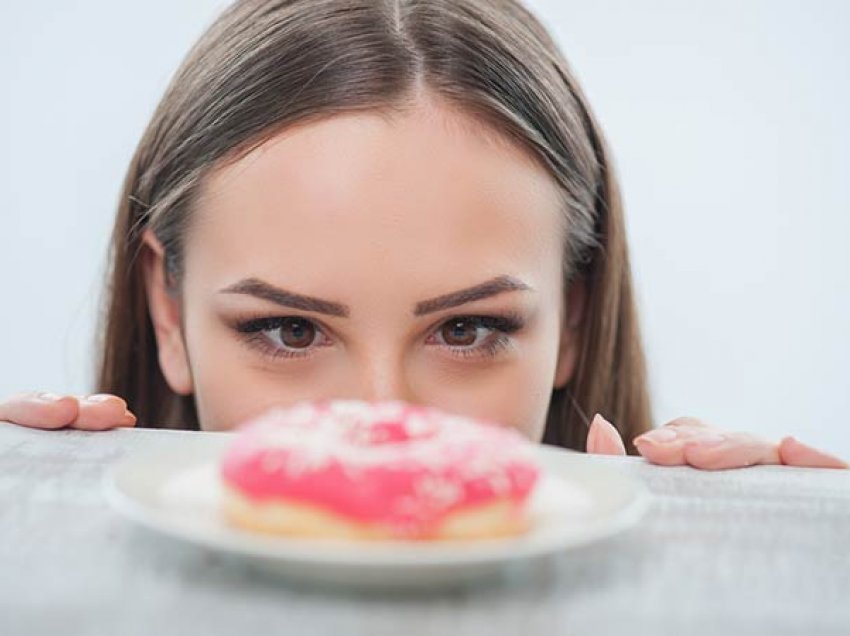 Gjërat që një grua nuk duhet t’i bëjë gjatë ciklit të saj menstrual