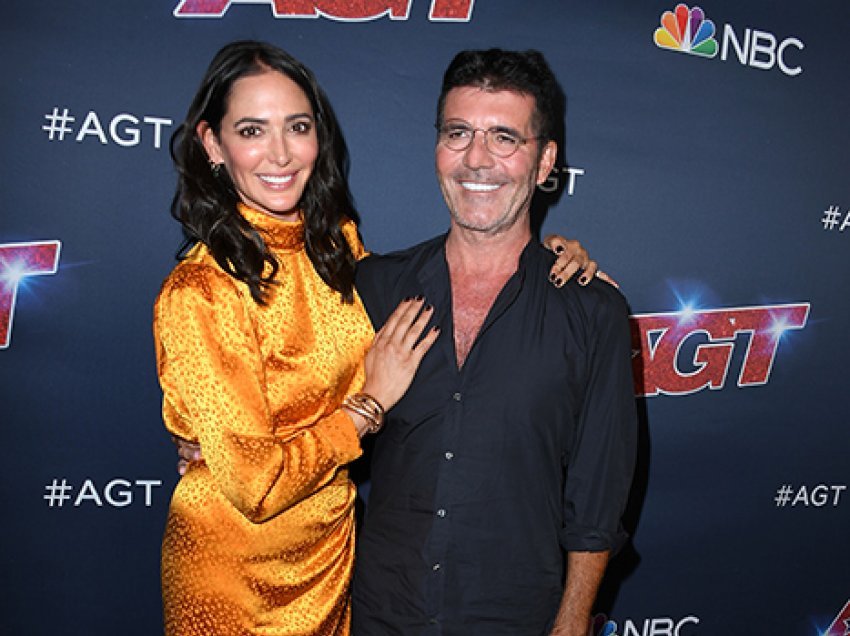 Simon Cowell shihet i dërmuar pas kthimit nga Londra në Los Angeles