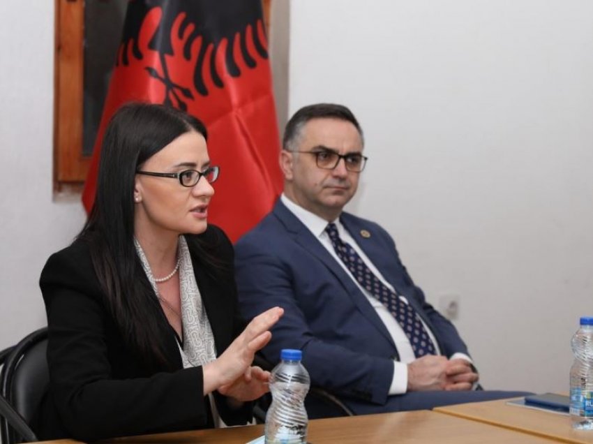 Ky person emërohet Ministër i ri i Punëve të Jashtme