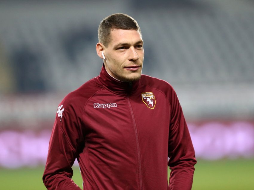 Belotti mposht koronavirusin, përqafon vajzën