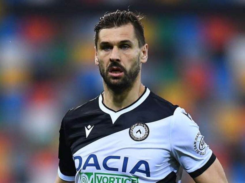 Llorente: Te Napoli isha si “luani në kafaz”